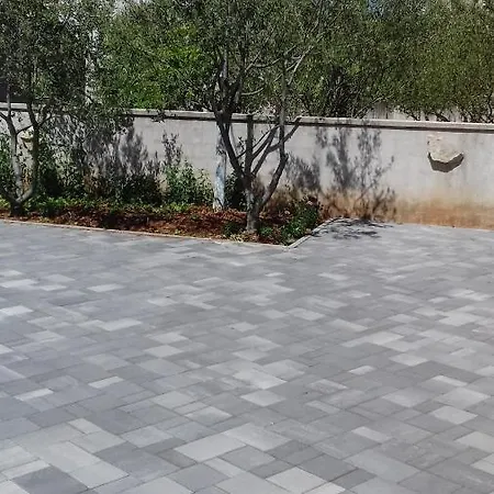 Sarah Apartman Zadar