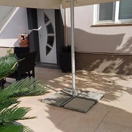 Sara * Zadar