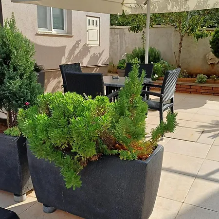 Apartament Sara