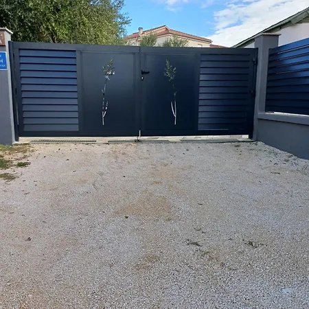 Sara Apartament *