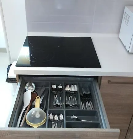 Apartament Sara *
