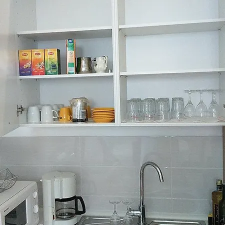 Apartament Sara *