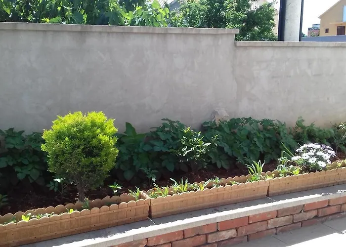 Апартаменти Sarah Задар