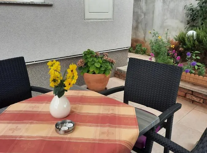 Sarah Апартаменти